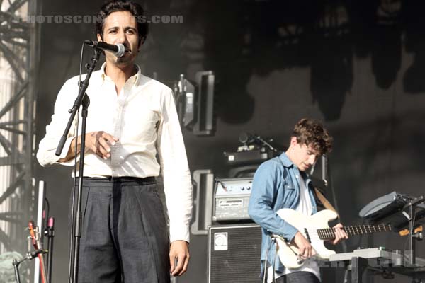 FEU! CHATTERTON - 2016-07-20 - PARIS - Parvis de l'Hotel de Ville - 